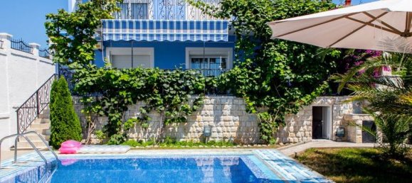 4 bedrooms Commercial property in Bar, Montenegro No. 161 2