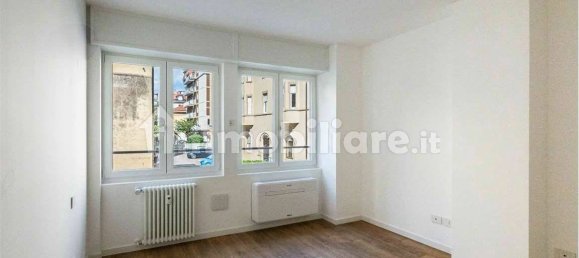 1 bedroom Apartment in Bergamo, Italy No. 267002 4