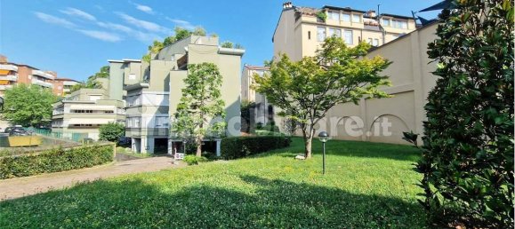 1 bedroom Apartment in Bergamo, Italy No. 267002 67