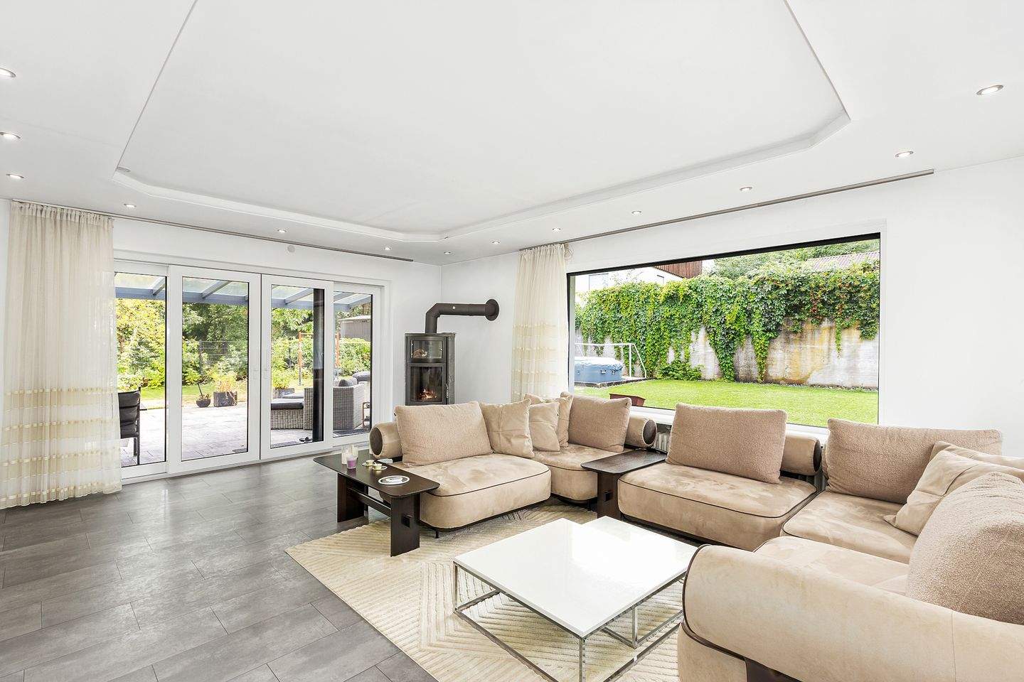 Casa de 6 habitaciónes en Pfaffenhofen an der Ilm, Germany No. 352766