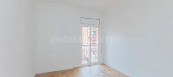 4 bedrooms Apartment in Sants-Montjuic, Spain No. 174967 35
