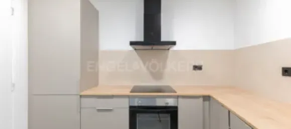 4 bedrooms Apartment in Sants-Montjuic, Spain No. 174967 15