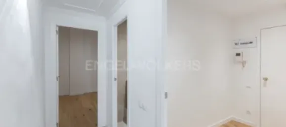 4 bedrooms Apartment in Sants-Montjuic, Spain No. 174967 4