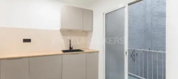 4 bedrooms Apartment in Sants-Montjuic, Spain No. 174967 12