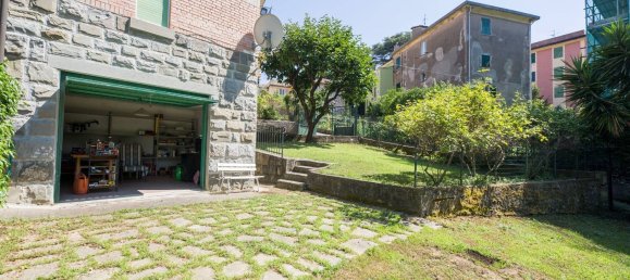 Квартира с 6 комнатами в Генуя, Италия № 278111 2