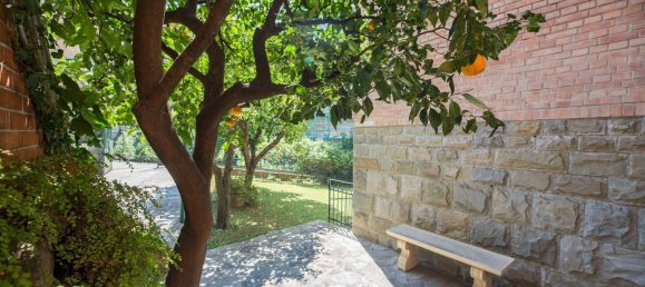 Квартира с 6 комнатами в Генуя, Италия № 278111 4