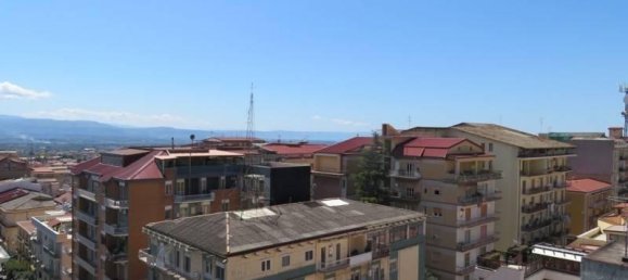 5 rooms Apartment in Lamezia Terme, Italy No. 35235 6