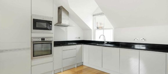 2 bedrooms House in Ealing, United Kingdom No. 5748 7