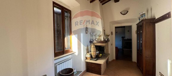 6 rooms House in Foligno, Italy No. 9139 23