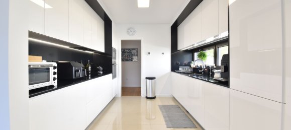 3 Schlafzimmer Haus in Cascais, Portugal, Nr. 131609 10