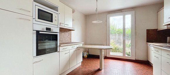 5 bedrooms House in Amboise, France No. 261527 34