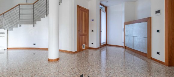 9-salle Villa à Montebelluna, Italy No. 25744 4