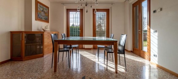 9-salle Villa à Montebelluna, Italy No. 25744 7