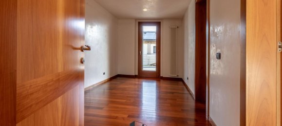 9-salle Villa à Montebelluna, Italy No. 25744 28