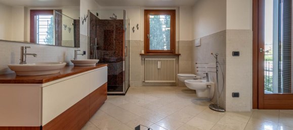 9-salle Villa à Montebelluna, Italy No. 25744 25