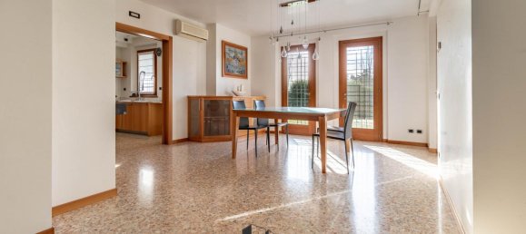 9-salle Villa à Montebelluna, Italy No. 25744 6