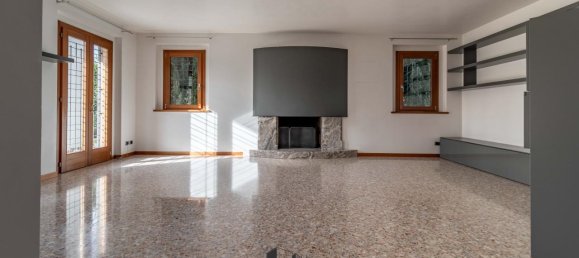 9-salle Villa à Montebelluna, Italy No. 25744 12