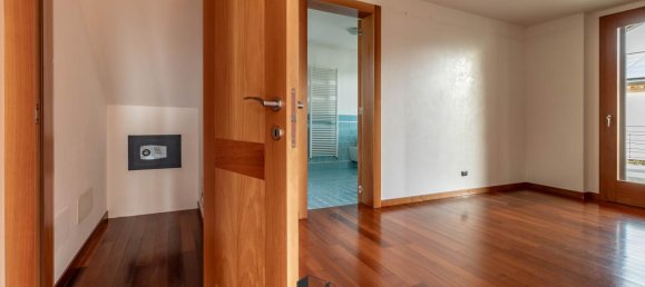 9-salle Villa à Montebelluna, Italy No. 25744 38