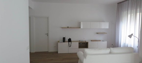 3 bedrooms Apartment in Ancona, Italy No. 345732 3