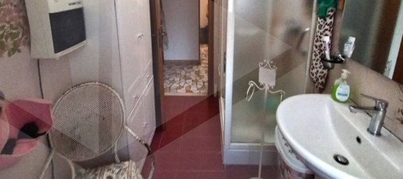 4-salle Appartement à Bologna, Italy No. 23266 12