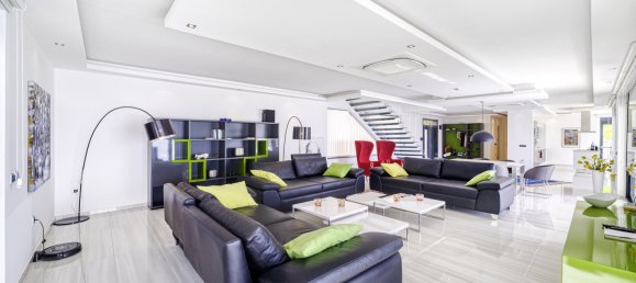 Villa 4+1 in Tepe, Turkey No. 8401 15