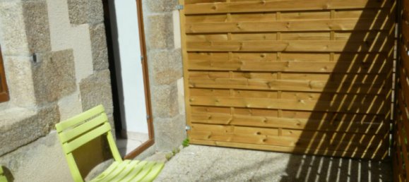 Studio in La Roche-Bernard, France No. 205748 9