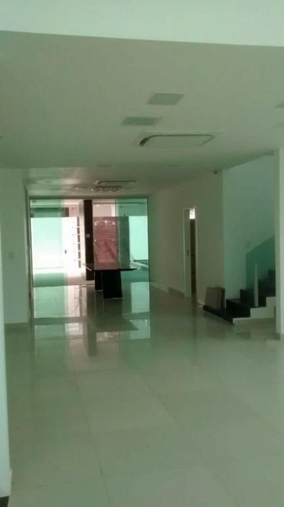 Дом с 4 спальнями в Белен, Бразилия № 448554