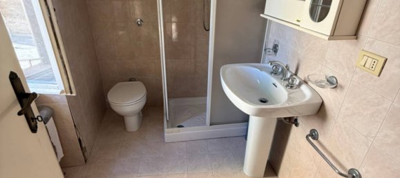 2 bedrooms House in Fermo, Italy No. 290864 6