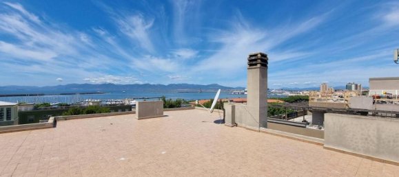 4-salle Penthouse à Cagliari, Italy No. 88760 15