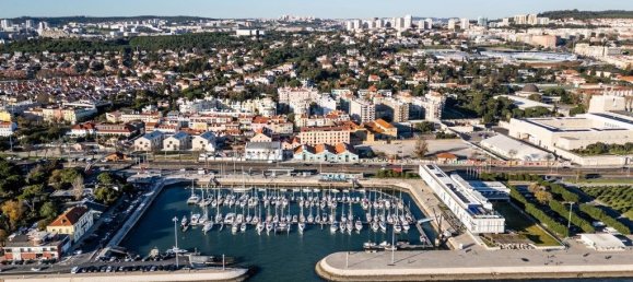 3 bedrooms Apartment in Lisbon, Portugal No. 115670 2