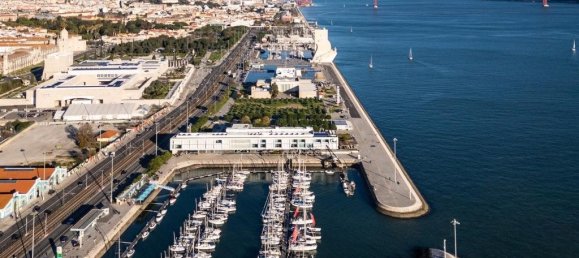 3 bedrooms Apartment in Lisbon, Portugal No. 115670 4