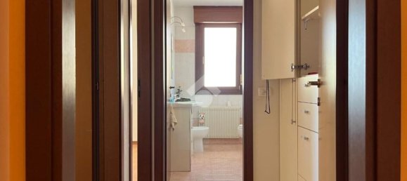 Квартира с 3 комнатами в Удине, Италия № 297820 14