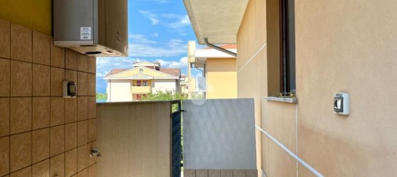 Квартира с 3 комнатами в Удине, Италия № 297820 12