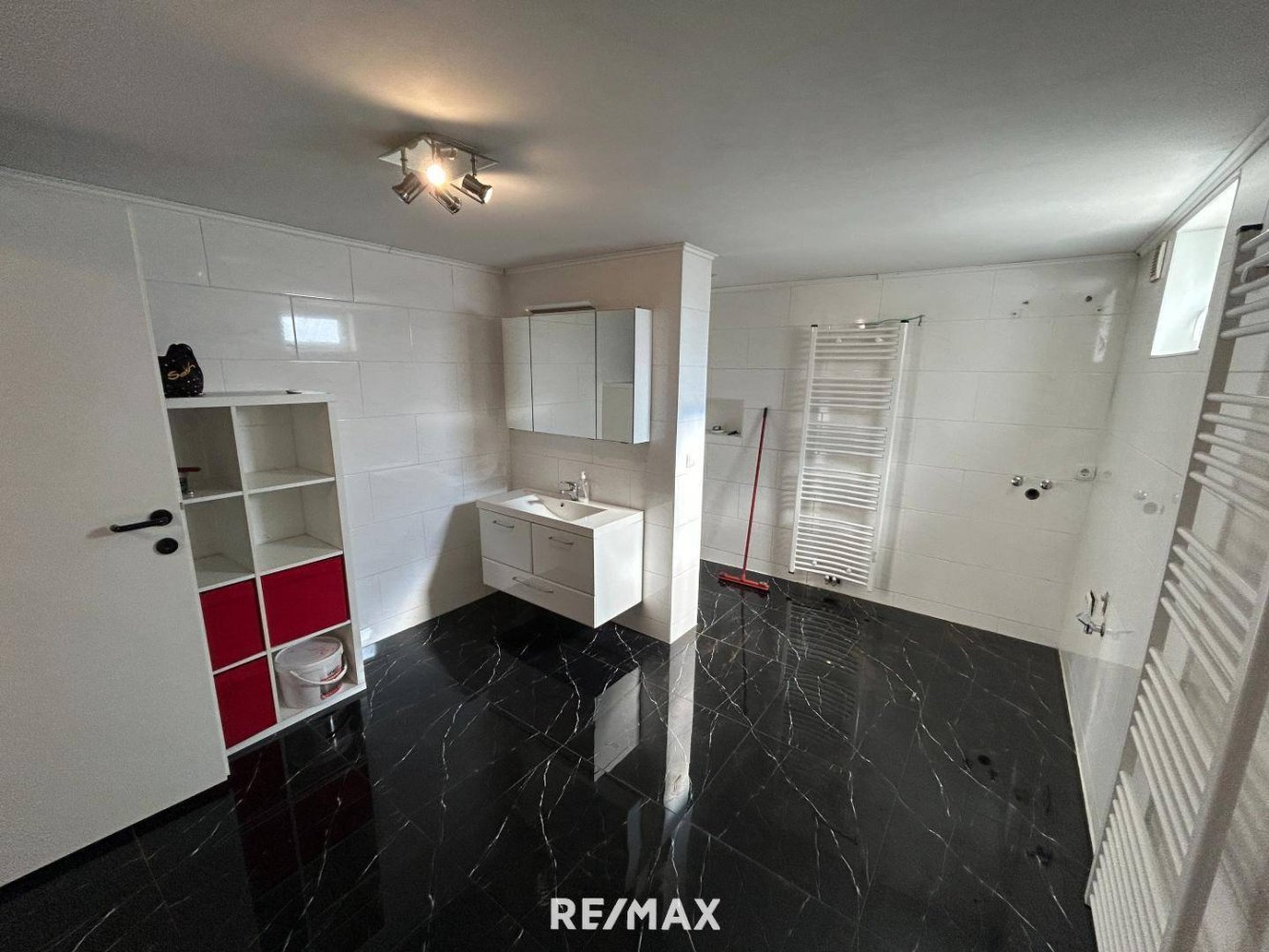 4 rooms House in Hausbrunn, Austria No. 254056