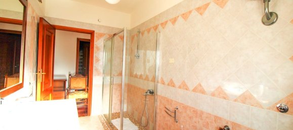 4غرفة شقة في Quartu Sant'Elena, Italy رقم 134731 13