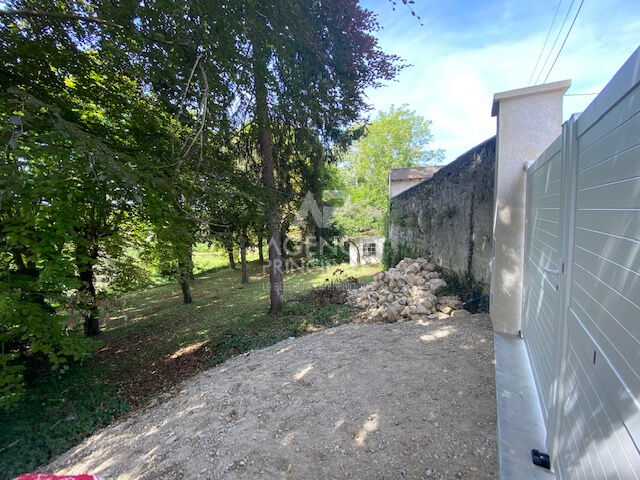 Grundstück in Vaux-sur-Seine, France 3717m², Nr. 187326