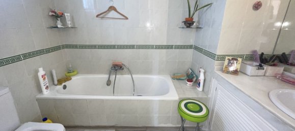 Villa de 3 dormitorios en Estepona, Spain No. 135079 5