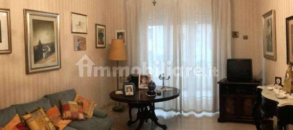 4 غرف نوم شقة في Reggio Calabria, Italy رقم 38510 8