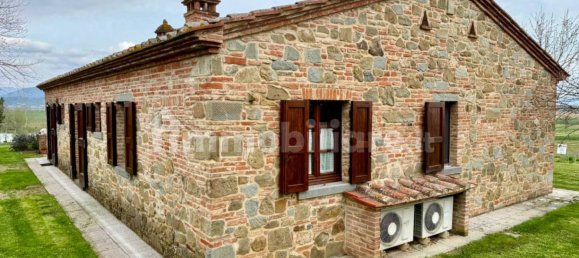 Villa T4 em Castiglion Fiorentino, Italy N.º 52185 39