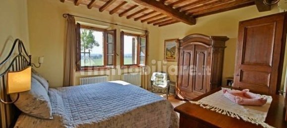 Villa T4 em Castiglion Fiorentino, Italy N.º 52185 9