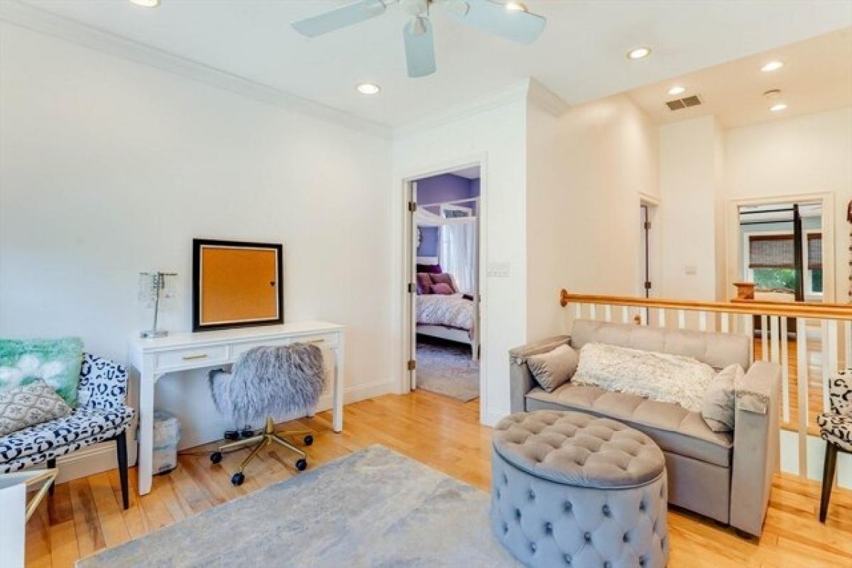 Дом с 4 спальнями в Стонхем, США № 373293