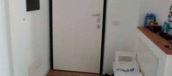 3-salle Appartement à Luino, Italy No. 185136 7