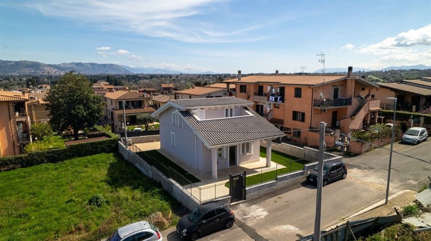 Casa de 4 divisões em San Cesareo, Italy N.º 8857