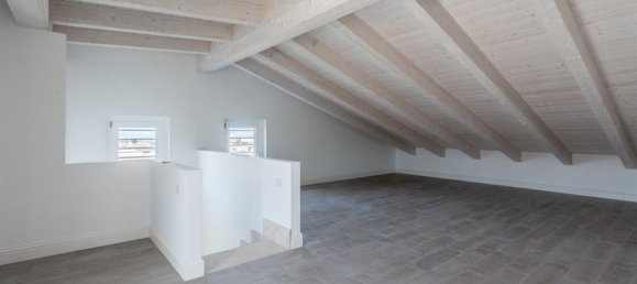 Casa de 4 divisões em San Cesareo, Italy N.º 8857 84