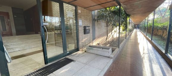 3 rooms Apartment in Pescara, Italy No. 23123 6