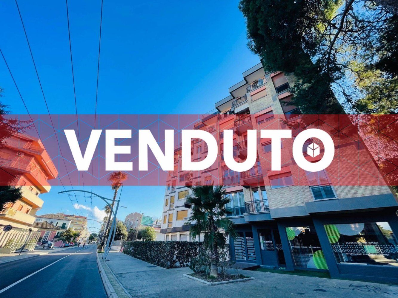 3 rooms Apartment in Pescara, Italy No. 23123