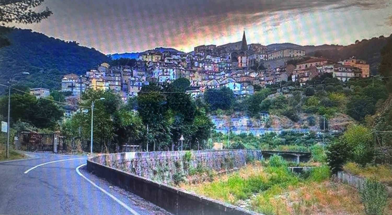 6 rooms House in Isca sullo Ionio, Italy No. 255318