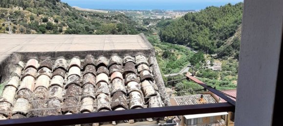 6 rooms House in Isca sullo Ionio, Italy No. 255318 24