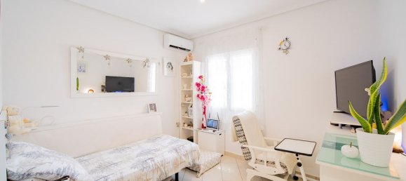 4 bedrooms Villa in Alicante, Spain No. 177171 16