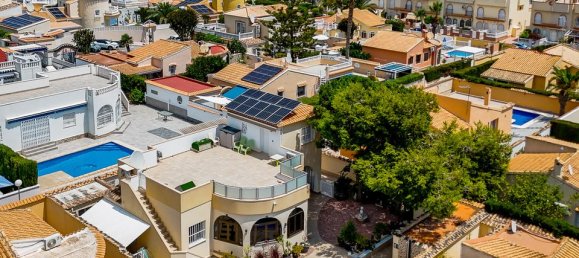 4 bedrooms Villa in Alicante, Spain No. 177171 2